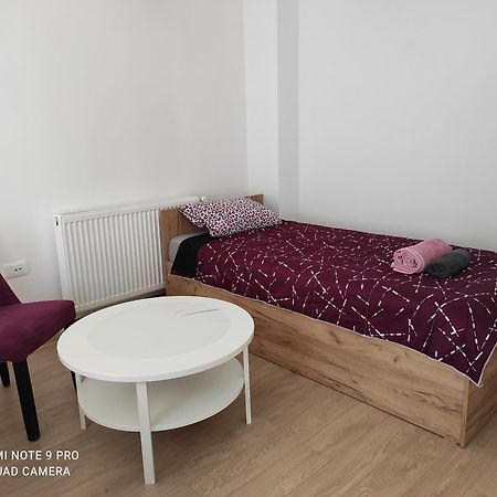 Hostel Denica スコピエ 部屋 写真